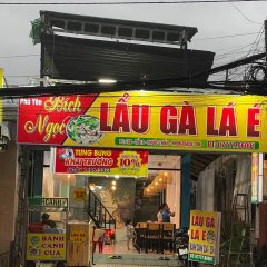 Lẩu Gà Lá É Bích Ngọc