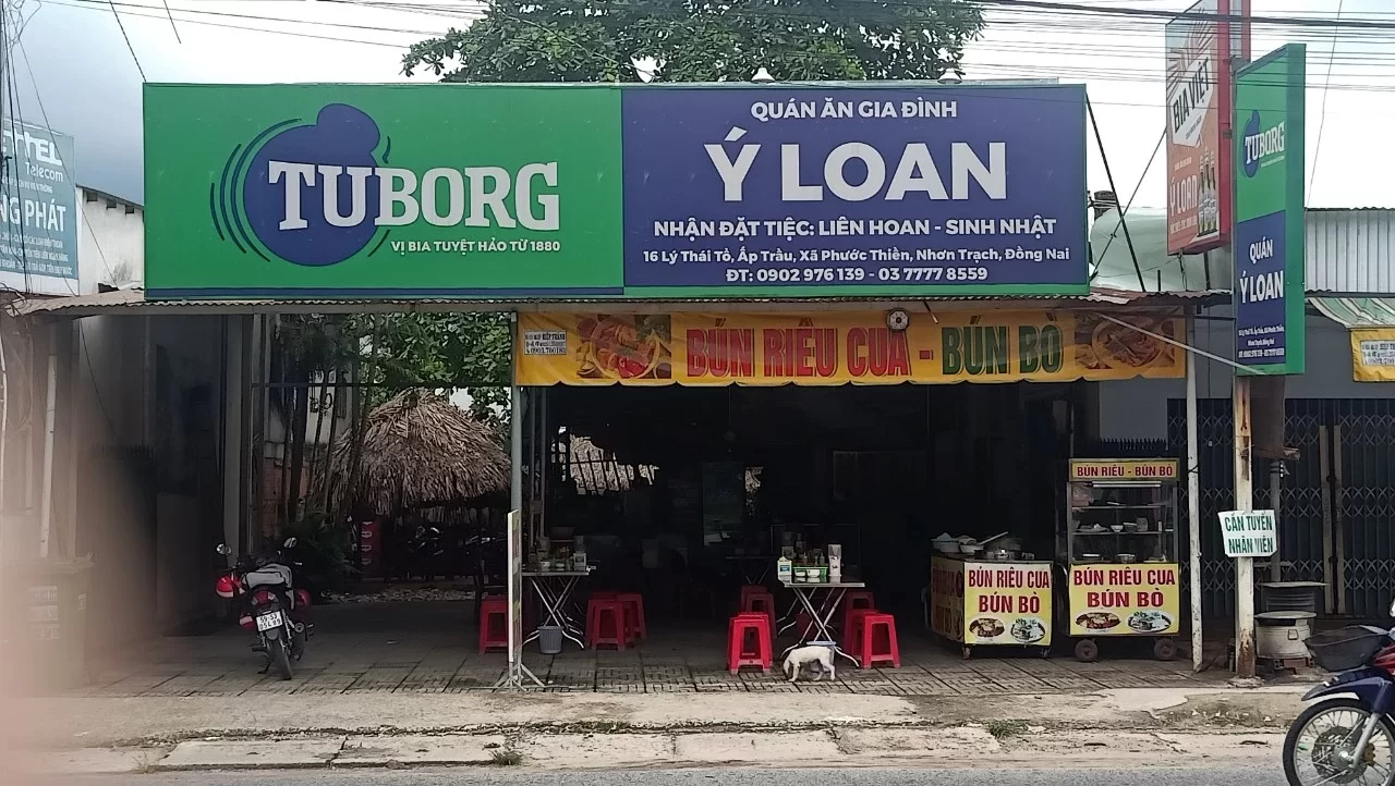 Quán Ăn Gia Đình Ý Loan