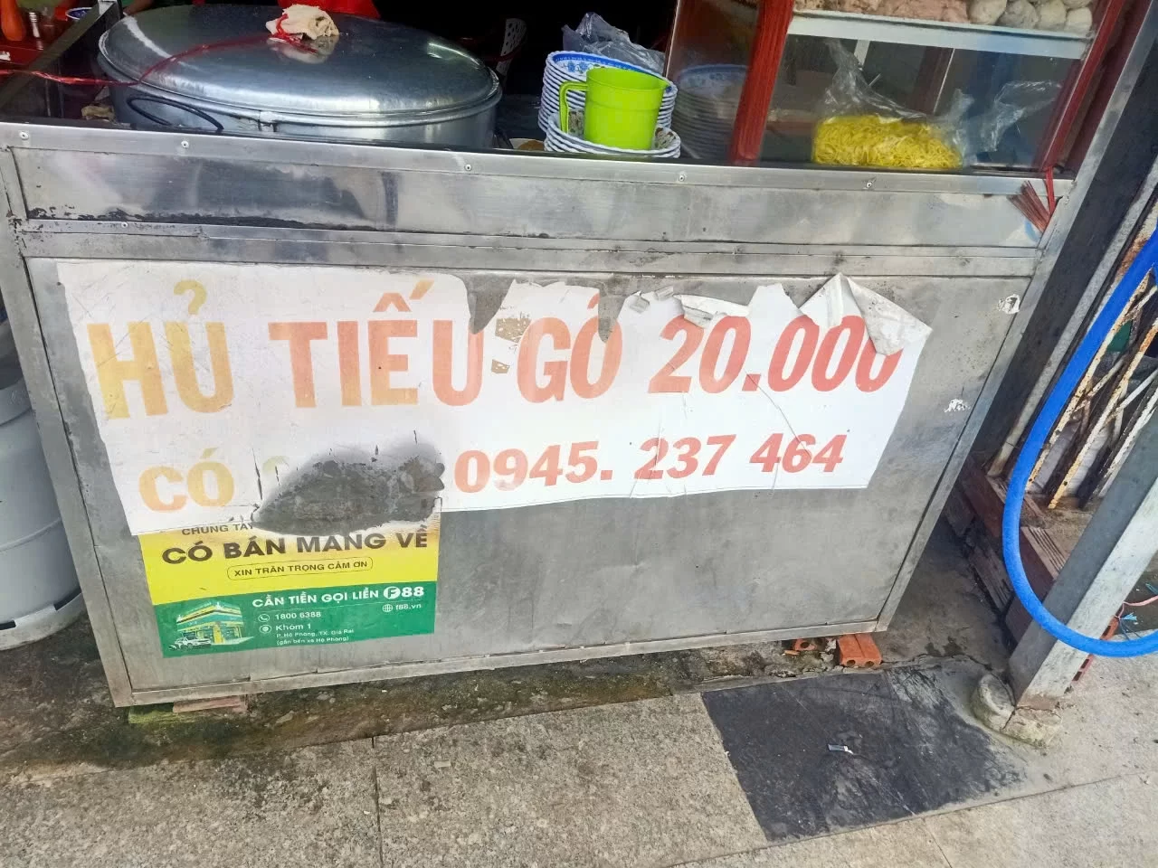 Hũ Tiếu Gõ Đường Đất Đỏ