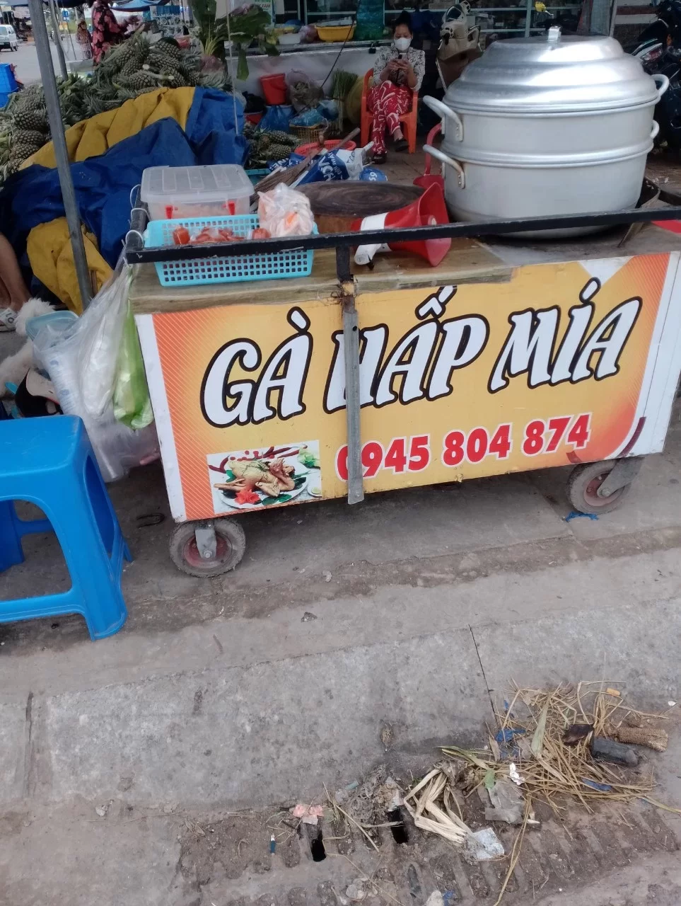 Gà hấp mía hộ phòng