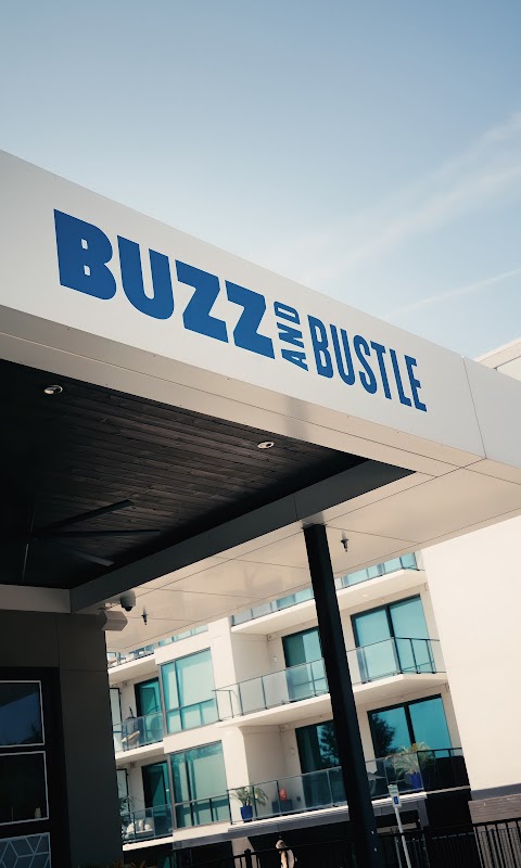 Buzz and Bustle Coffee & Bodega – The Village Dallas