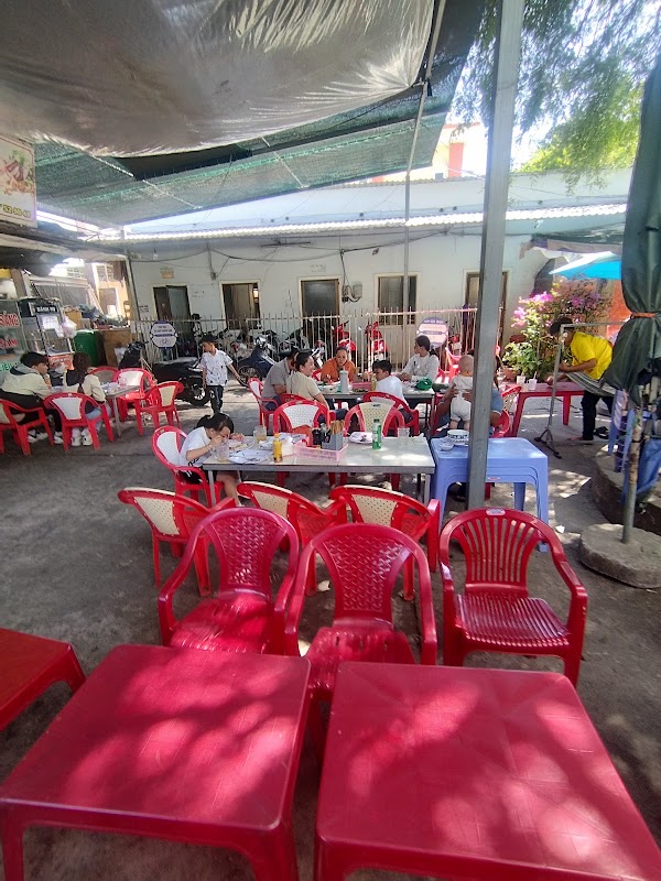 Quán ăn giá rẻ – Phở 39 (gần bến tàu khách sạn)