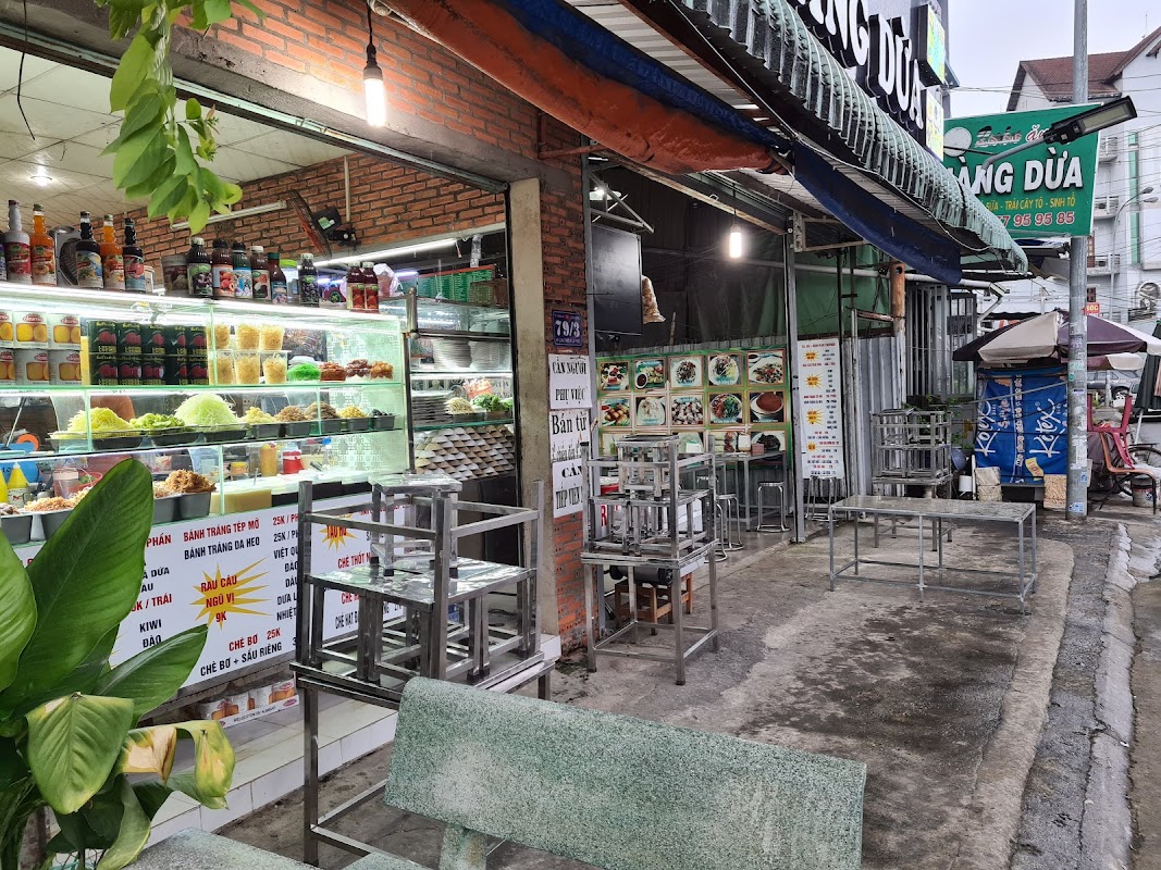 Quán Ăn Vặt Hàng Dừa (Lái Thiêu)
