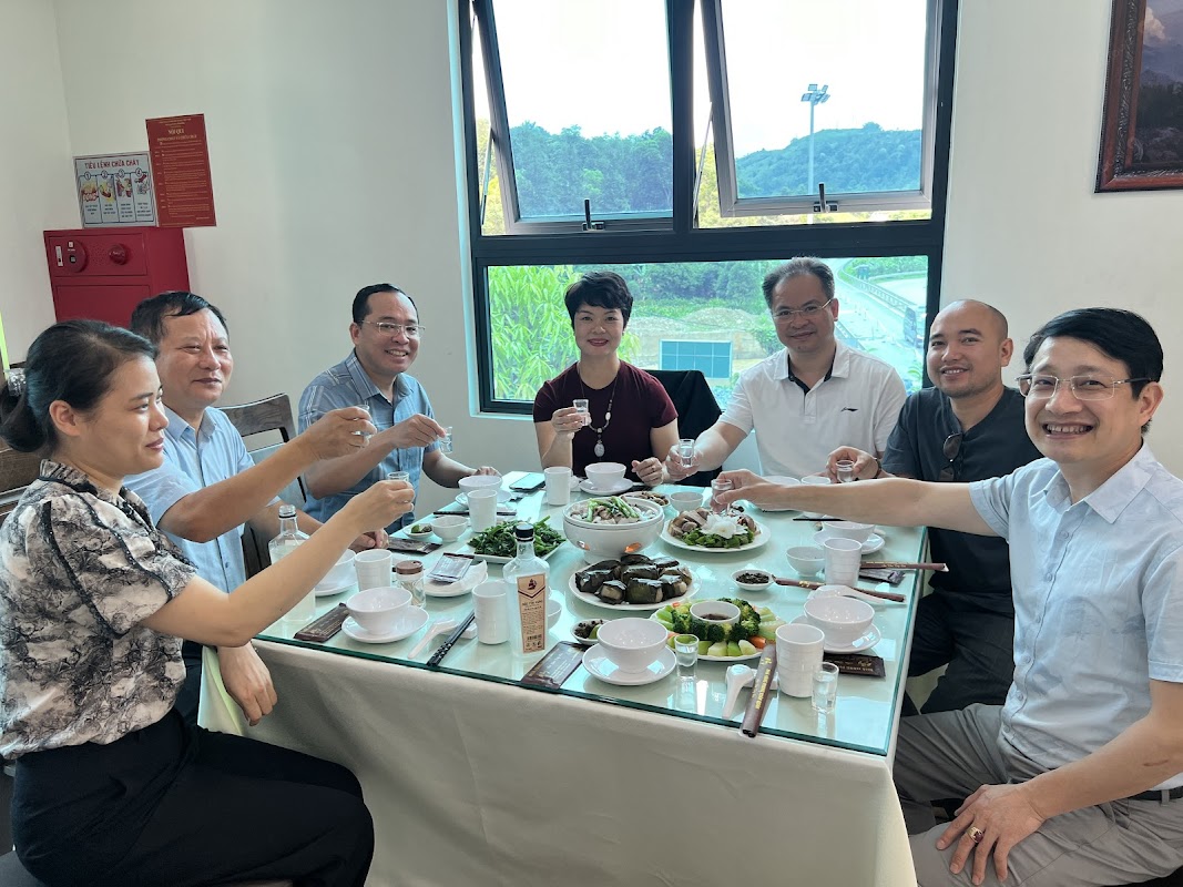 Nhà Hàng Phong Xuân Quán Lào Cai