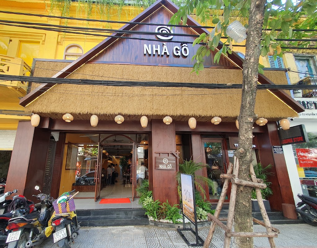 Nhà hàng Nhà Gỗ Việt Đà Nẵng