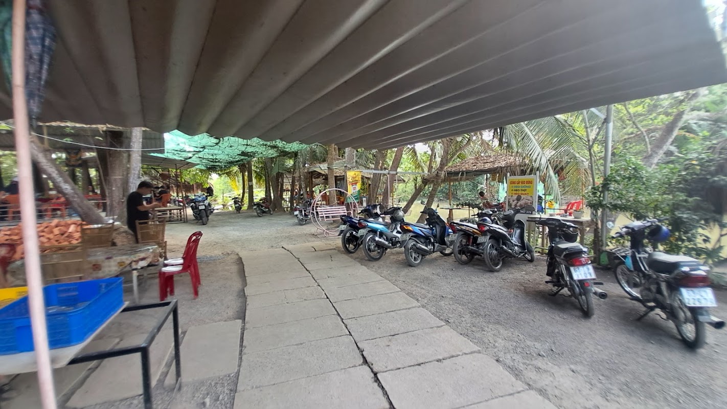 Đủng Đỉnh quán